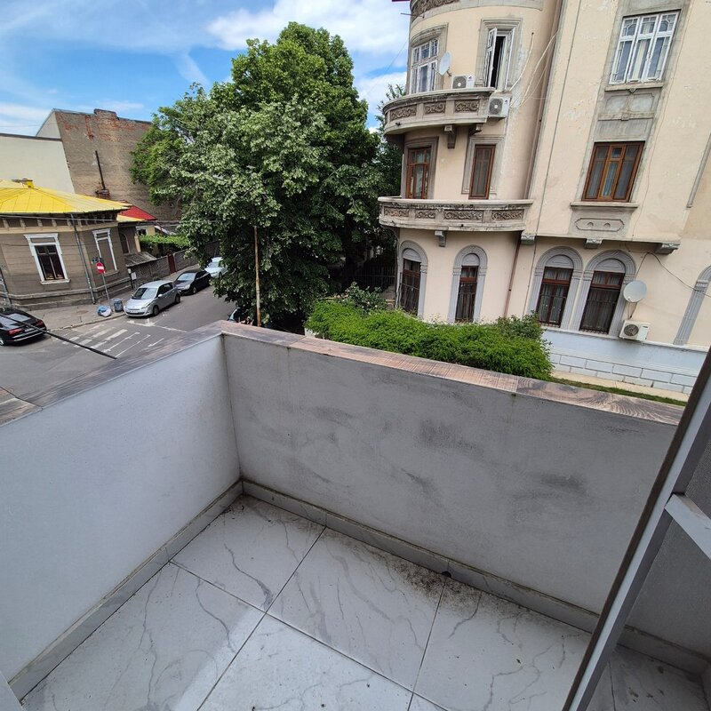 Calea Calarasilor, Piata Sfantul Stefan